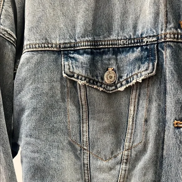 Zara Light Blue Sherpa Lined Denim Oversized Jean Jacket size small women’s - Picture 10 of 10